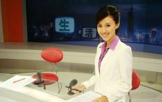 南京美女主播跳槽陕西台主持新闻 私房照曝光（图）