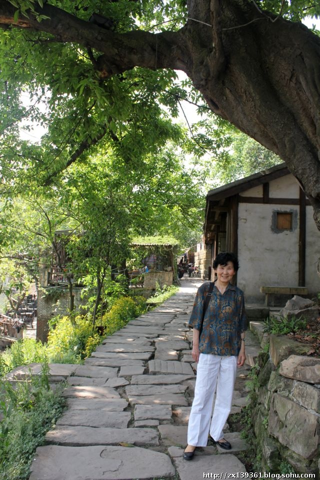 二姐张晓兰在自贡(照片) - 张秀岩的博客 - 我的